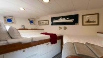 Camara C -  Twin Cabin